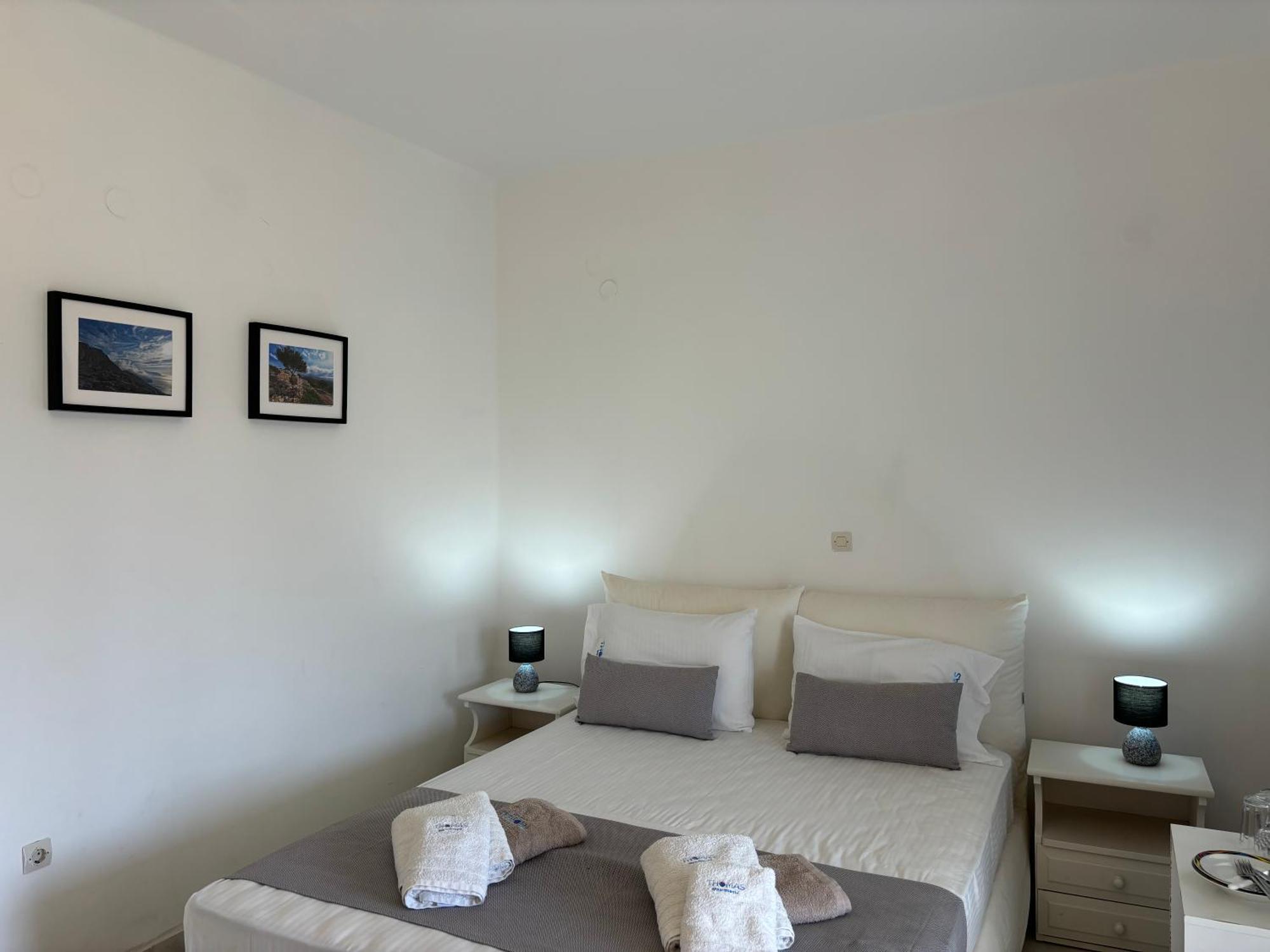 Thomas Apartments Katapola - Chora Εξωτερικό φωτογραφία