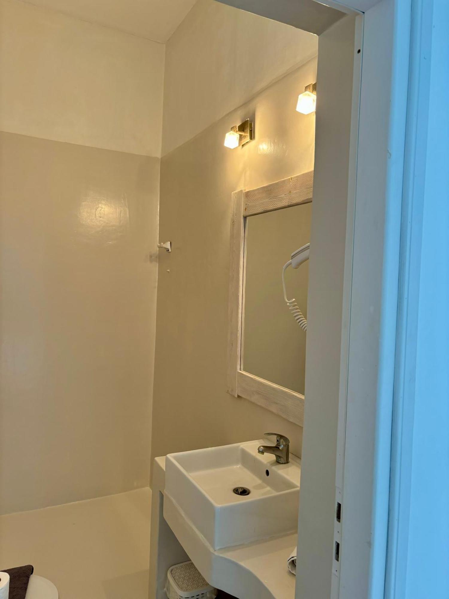 Thomas Apartments Katapola - Chora Εξωτερικό φωτογραφία