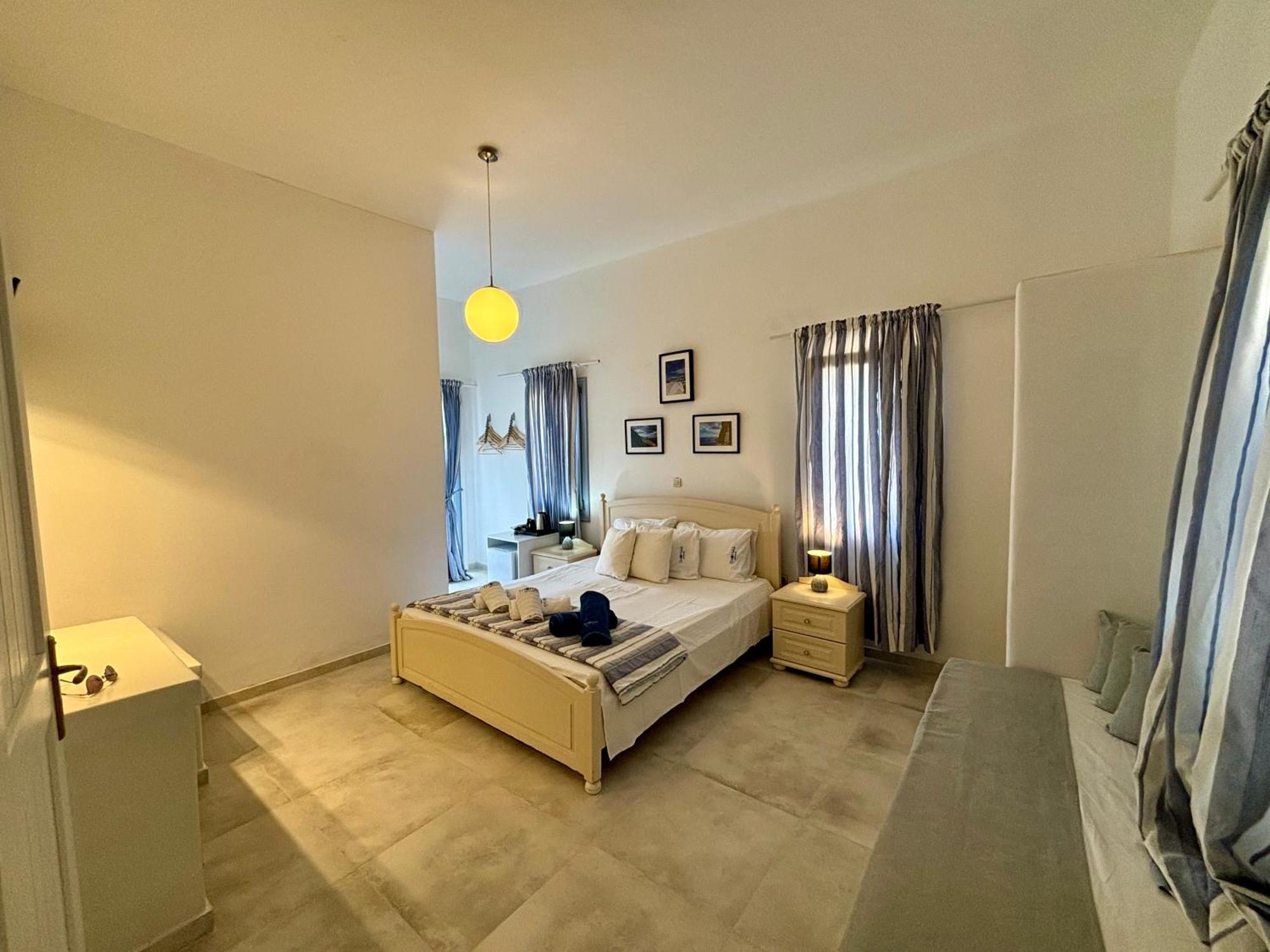 Thomas Apartments Katapola - Chora Εξωτερικό φωτογραφία