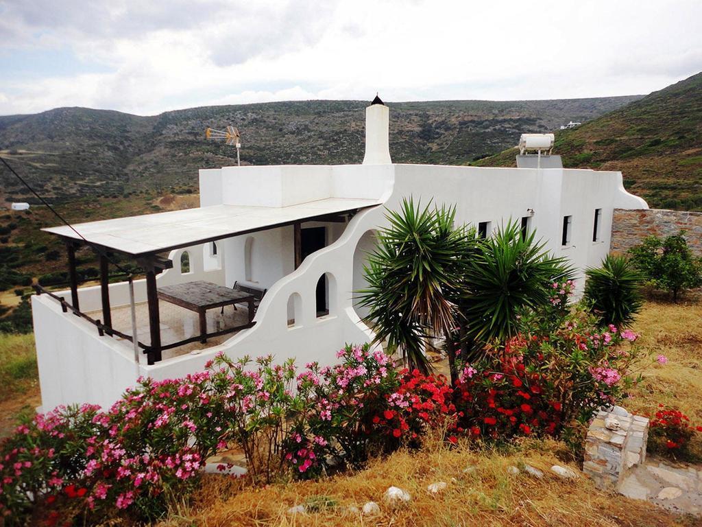 Thomas Apartments Katapola - Chora Δωμάτιο φωτογραφία